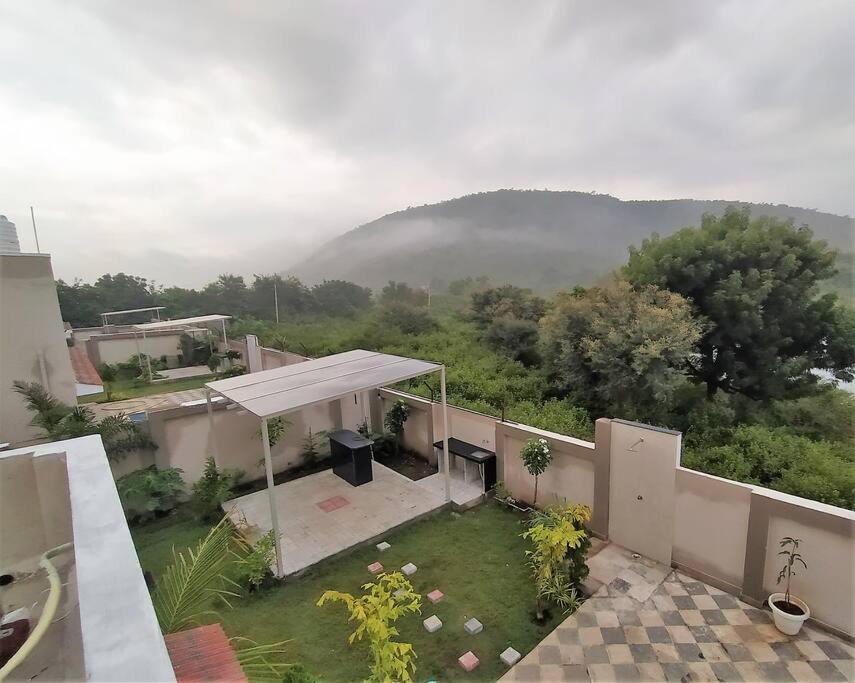 Nine Hill Villa - 2Bhk Private Villa With Pool Udaipur Exterior photo